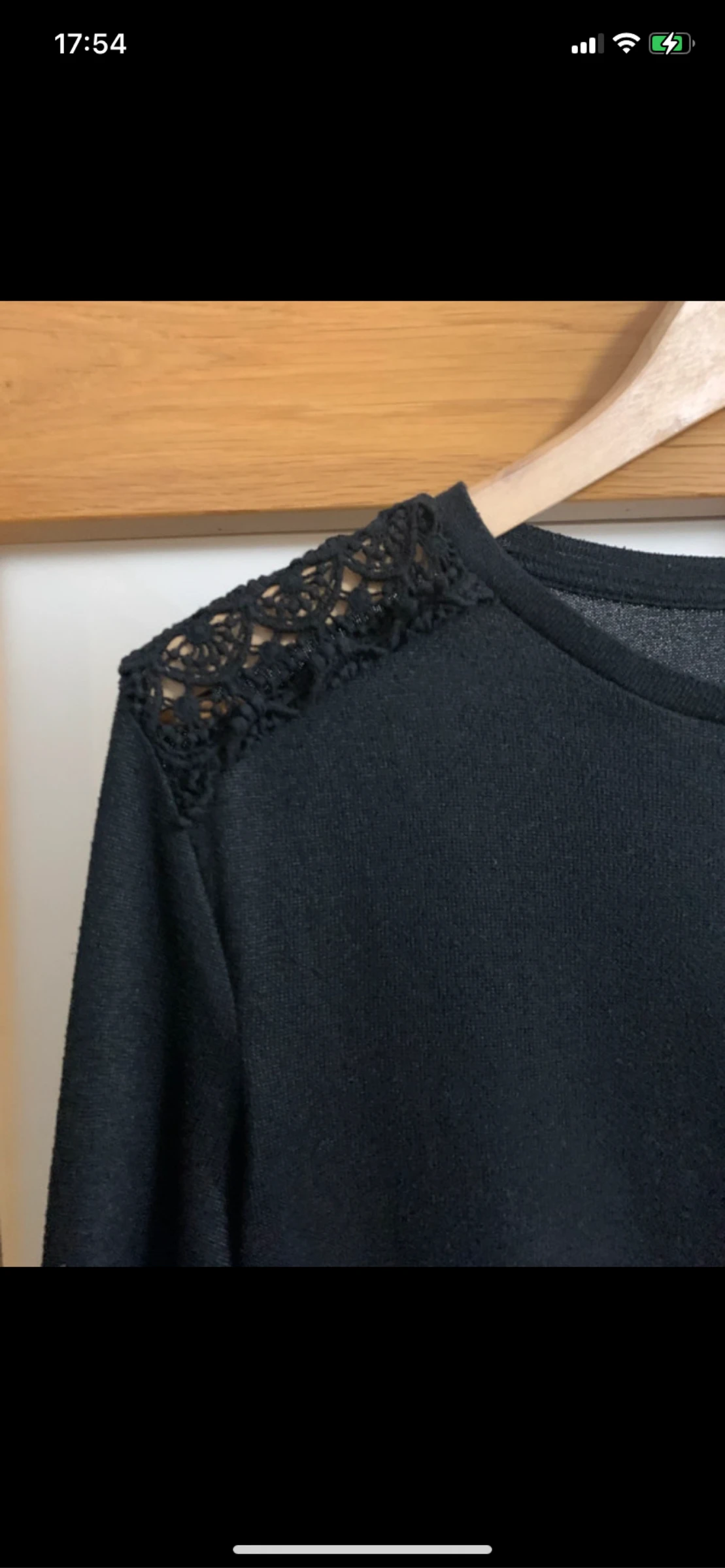 Blusa con encaje – photo 2